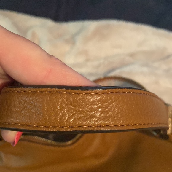 EUC Michael Kors bag and matching large wallet/wristlet - Picture 9 of 17